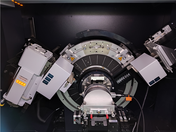 X 射线冷热台:破解材料表征温控难题,赋能科研与产业创新